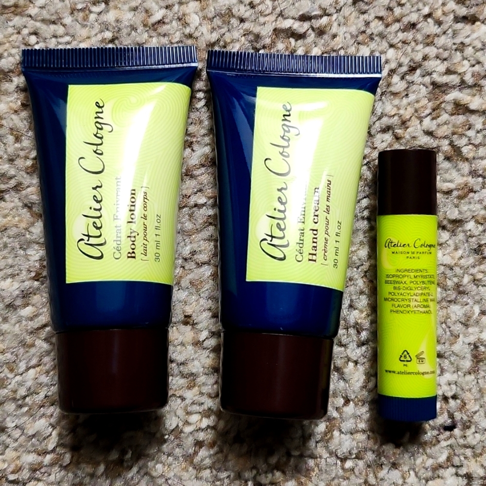 Atelier Cologne Ćedrat Enivrant perfumed moisturizing set